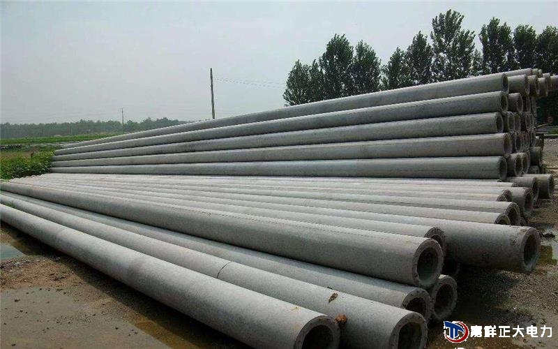 18米電線桿適用于電力電纜敷設架線過程中，用于將電線桿扶立，起吊的作用